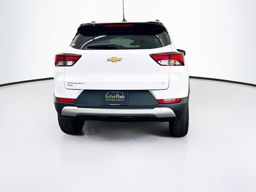 Summit White 2025 Chevrolet Trailblazer LT