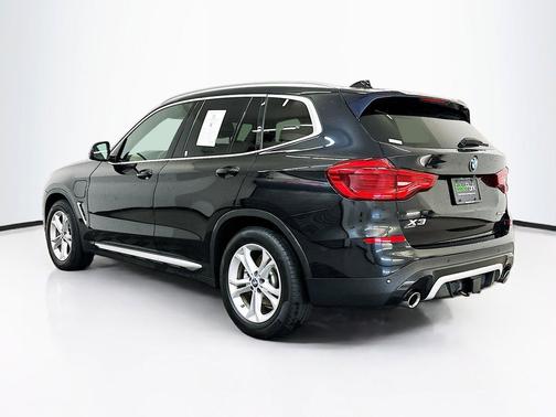 Black Sapphire Metallic 2021 BMW X3 PHEV xDrive30e
