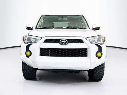 Super White 2017 Toyota 4Runner SR5 Premium
