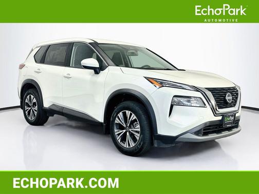 Pearl White Tricoat 2023 Nissan Rogue SV