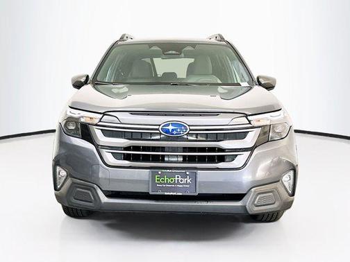 Magnetite Gray Metallic 2025 Subaru Forester Premium