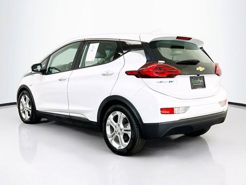 Summit White 2018 Chevrolet Bolt EV LT