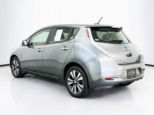 Gun Metallic 2015 Nissan Leaf SL