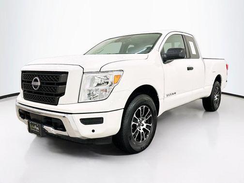 2024 Nissan Titan SV