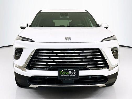 2025 Buick Enclave Preferred FWD