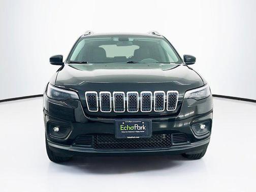 Diamond Black Crystal Pearlcoat 2019 Jeep Cherokee Latitude Plus
