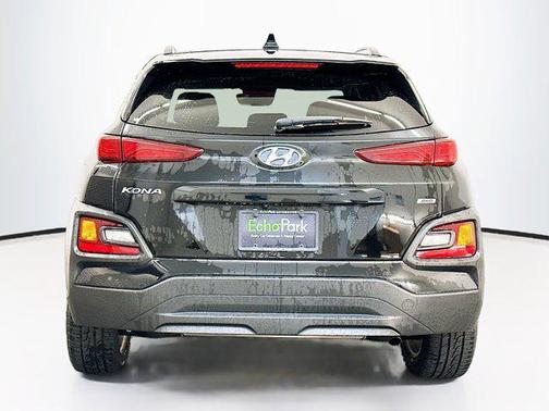 2020 Hyundai KONA SEL Plus
