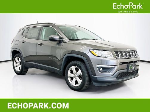 Granite Crystal Metallic Clearcoat 2018 Jeep Compass Latitude
