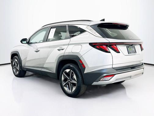 Shimmering Silver 2025 Hyundai TUCSON SEL
