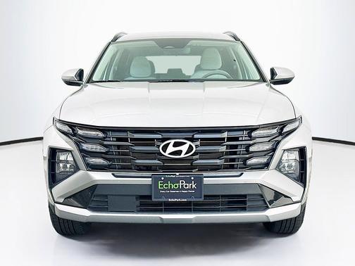 Shimmering Silver 2025 Hyundai TUCSON SEL