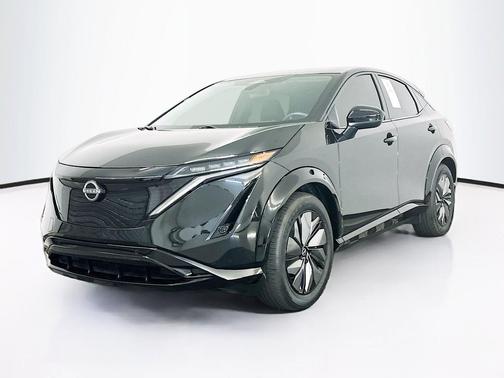 Black Diamond Pearl 2024 Nissan ARIYA ENGAGE+