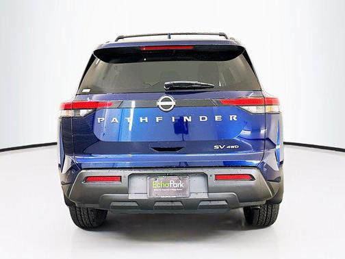 2023 Nissan Pathfinder SV 4WD