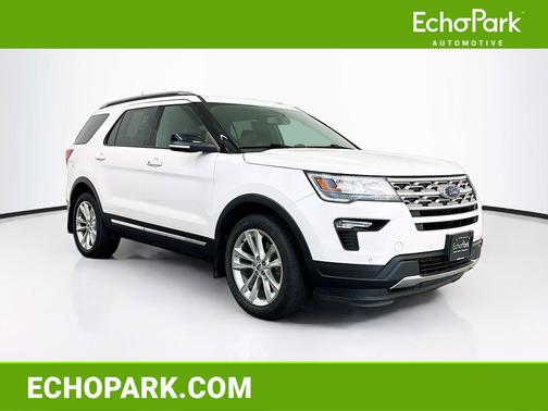 White Platinum Metallic Tri-Coat 2018 Ford Explorer XLT