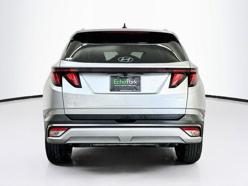 Shimmering Silver 2025 Hyundai TUCSON SEL