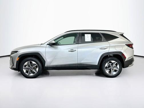Shimmering Silver 2025 Hyundai TUCSON SEL