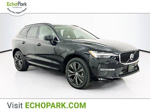 2022 Volvo XC60 B5 Momentum