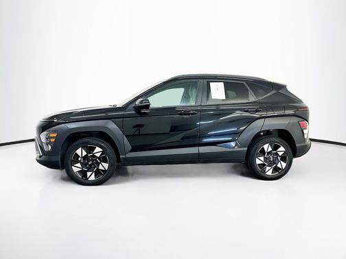 Abyss Black Pearl 2025 Hyundai KONA SEL
