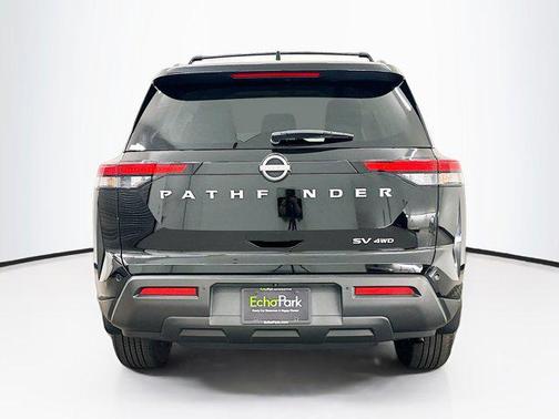 2023 Nissan Pathfinder SV 4WD