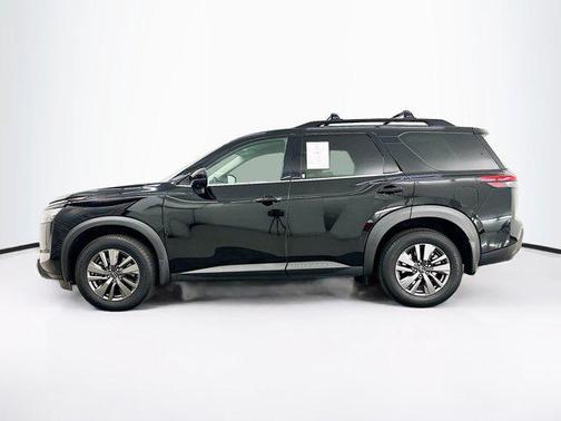 2023 Nissan Pathfinder SV 4WD
