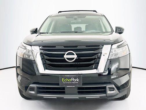 2023 Nissan Pathfinder SV 4WD