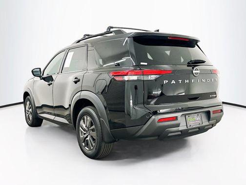 2023 Nissan Pathfinder SV 4WD