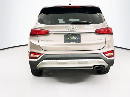 2019 Hyundai SANTA FE SE 2.4