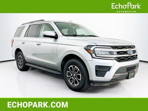 Iconic Silver Metallic 2024 Ford Expedition XLT