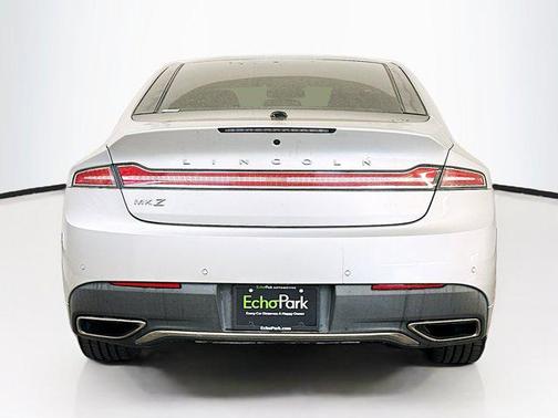 2017 Lincoln MKZ Base