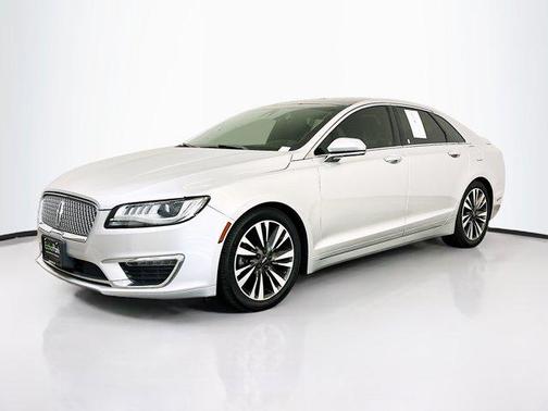 2017 Lincoln MKZ Base