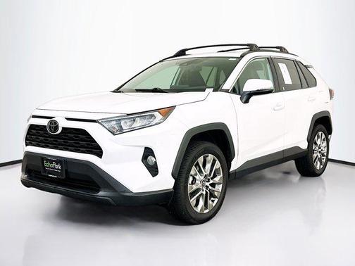 2020 Toyota RAV4 XLE Premium