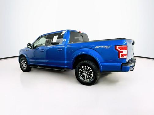 Velocity Blue Metallic 2020 Ford F-150 XLT