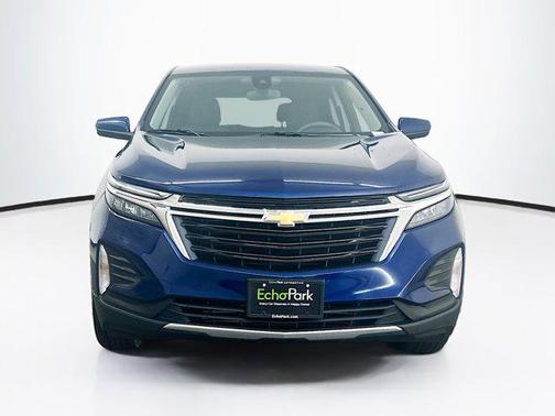 Blue Glow Metallic 2022 Chevrolet Equinox 1LT