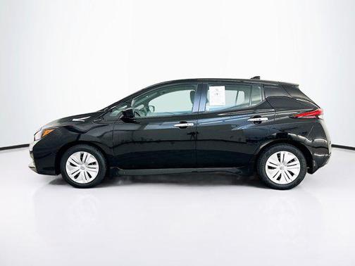 Super Black 2025 Nissan Leaf S