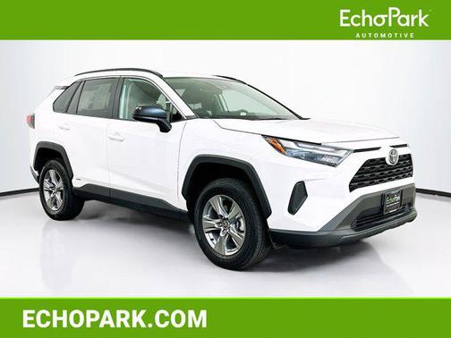 2025 Toyota RAV4 Hybrid LE