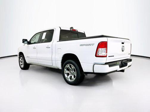 Bright White Clearcoat 2022 RAM 1500 Big Horn/Lone Star