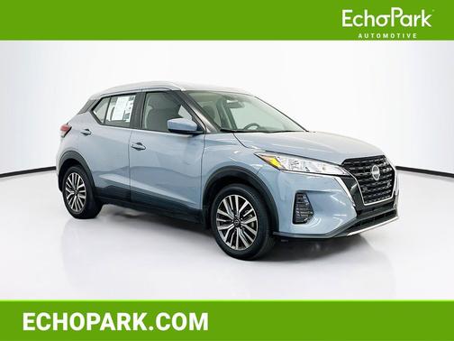 Boulder Gray Pearl 2024 Nissan Kicks SV