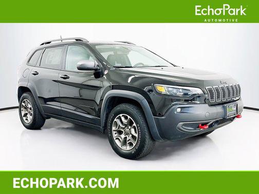 Diamond Black Crystal Pearlcoat 2021 Jeep Cherokee Trailhawk