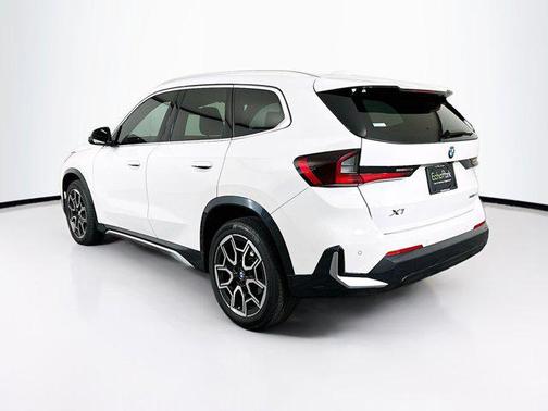 Alpine White 2024 BMW X1 xDrive28i