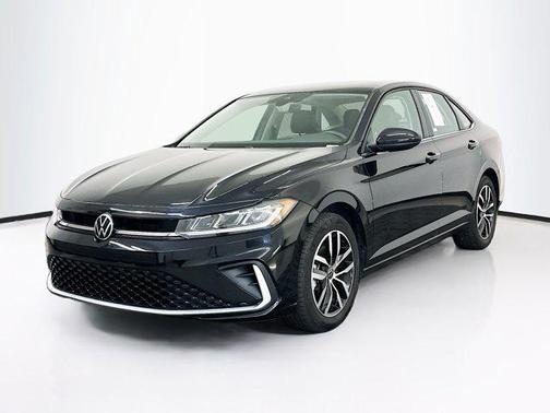 Deep Black Pearl 2025 Volkswagen Jetta 1.5T SE