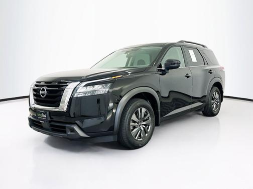 Super Black 2024 Nissan Pathfinder SV 4WD