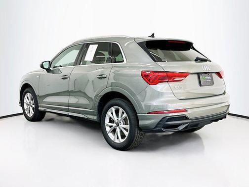 2023 Audi Q3 Premium 45 TFSI S line quattro Tiptronic