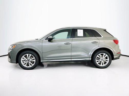 2023 Audi Q3 Premium 45 TFSI S line quattro Tiptronic