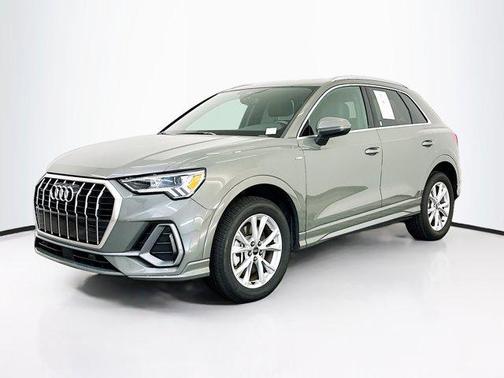 2023 Audi Q3 Premium 45 TFSI S line quattro Tiptronic