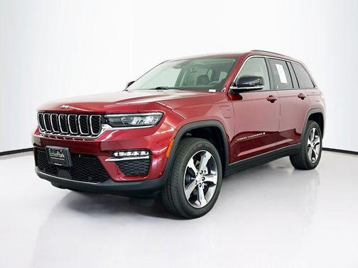 Velvet Red Pearlcoat 2023 Jeep Grand Cherokee 4xe Base