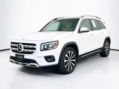 Digital White Metallic 2023 Mercedes-Benz GLB 250 4MATIC