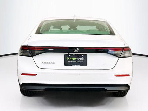 Platinum White Pearl 2024 Honda Accord EX