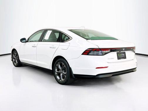Platinum White Pearl 2024 Honda Accord EX