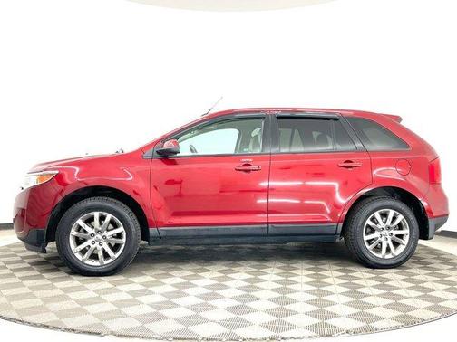 Photo 4 of 32 of 2013 Ford Edge SEL