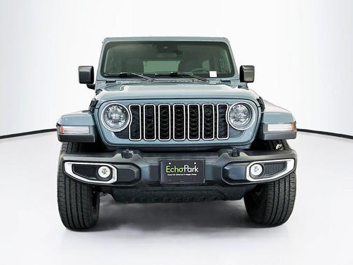 Anvil Clearcoat 2025 Jeep Wrangler 4xe Sahara