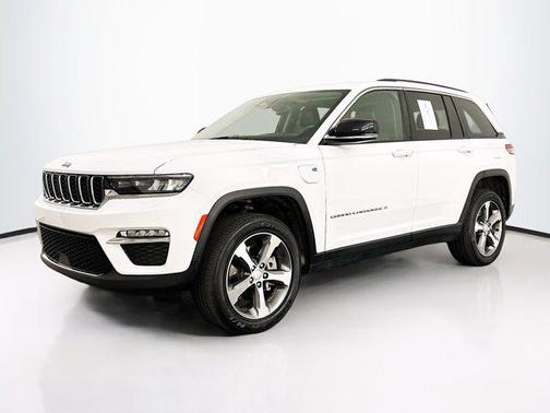 2022 Jeep Grand Cherokee 4xe Base